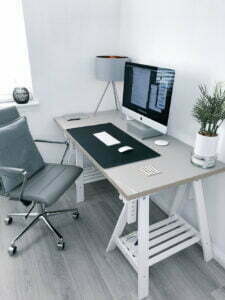 Clean home office setup ideas
