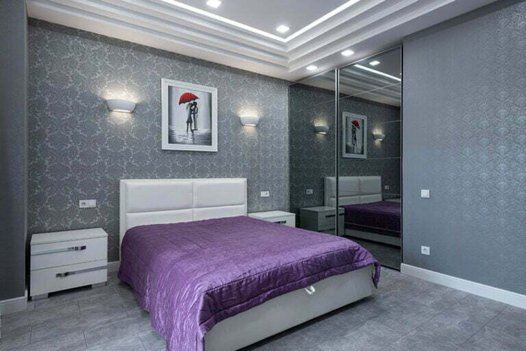 glass wall bedrooms - 3 open-plan interiors ideas with glass wall bedrooms